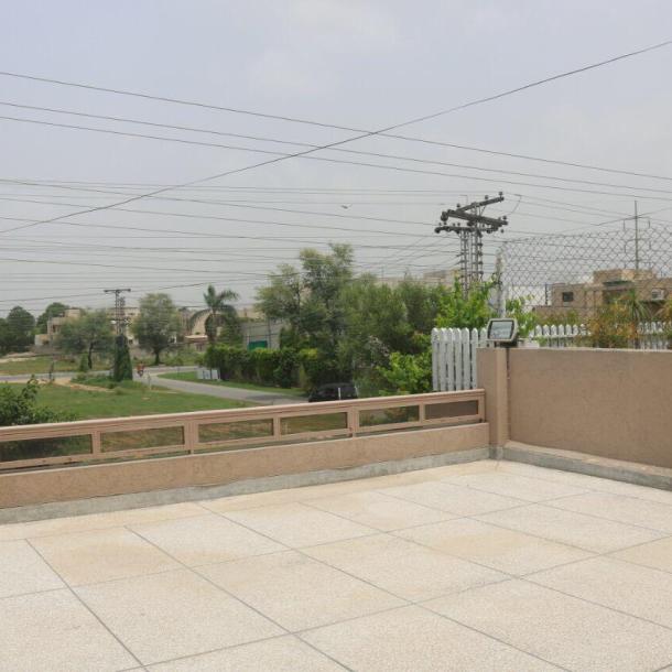 Beautiful Upper Portion Available For Rent In DHA Lahore Phase 4-11