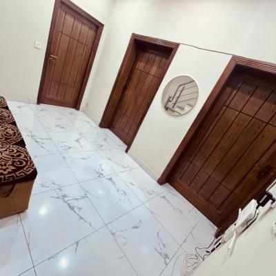 Beautiful 1 Kanal Lower Portion Available For Rent In DHA Lahore Phase 7