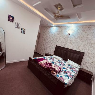 Beautiful 1 Kanal Lower Portion Available For Rent In DHA Lahore Phase 7