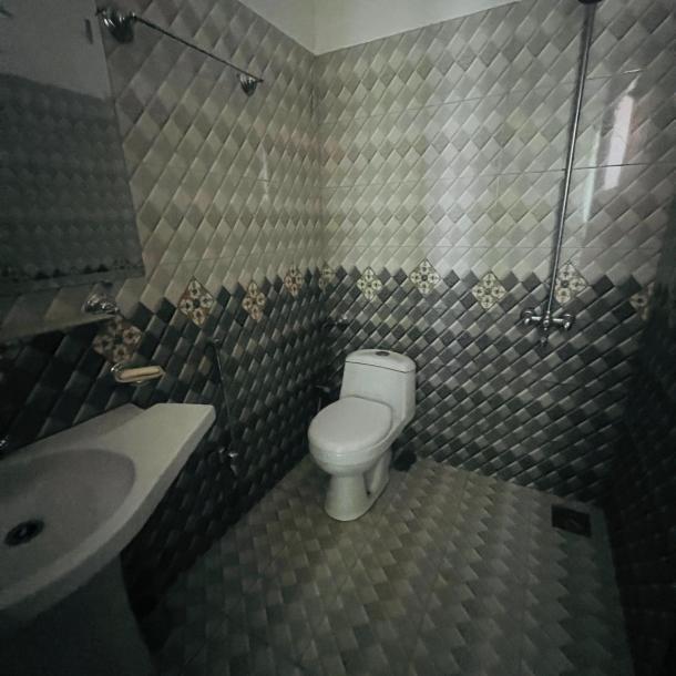 Stylish 7 Marla Good Condition Used House Available For Sale In Bahria Town Rawalpindi-10