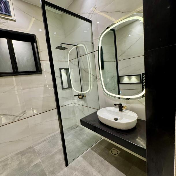 Corner Modern Class 1.5 Kanal House Available For Sale In Bahria Town Phase 8 Rawalpindi-6