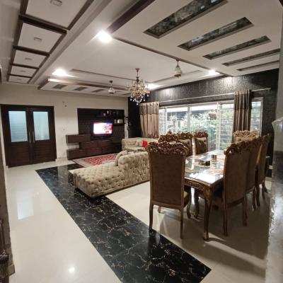 Best Location 1 Kanal House Available For Sale In DHA Lahore Phase 3