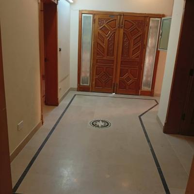 DHA Phase 3 Reasonable Price 1 Kanal Upper Portion Available For Rent In DHA Lahore Phase 3