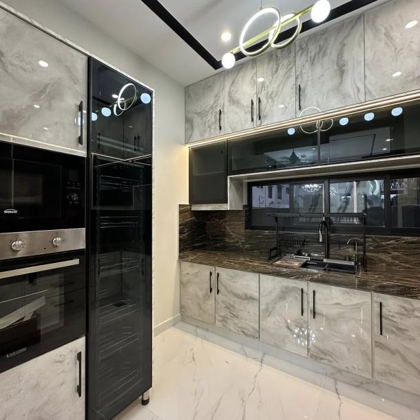 Luxurious 10 Marla House Available For Sale In Bahria Town Lahore-4
