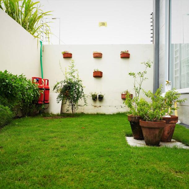 DHA Lahore Phase 7 Best 10 Marla House Available For Rent-7