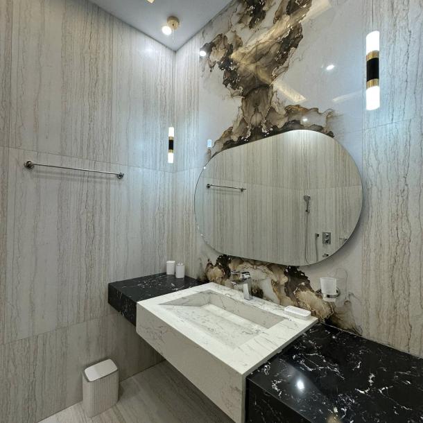 Luxurious 10 Marla House Available For Sale In Bahria Town Lahore-8