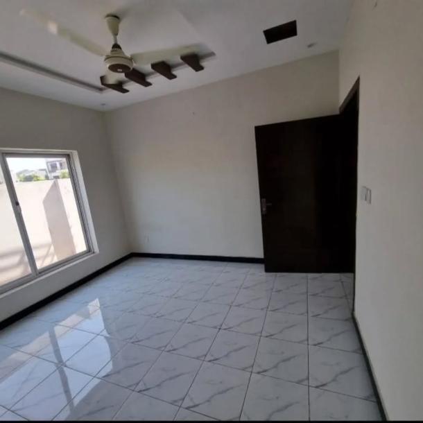 5 Marla Slightly Used House Available For Sale In Bahria Enclave Bahria Town Islamabad Town-3
