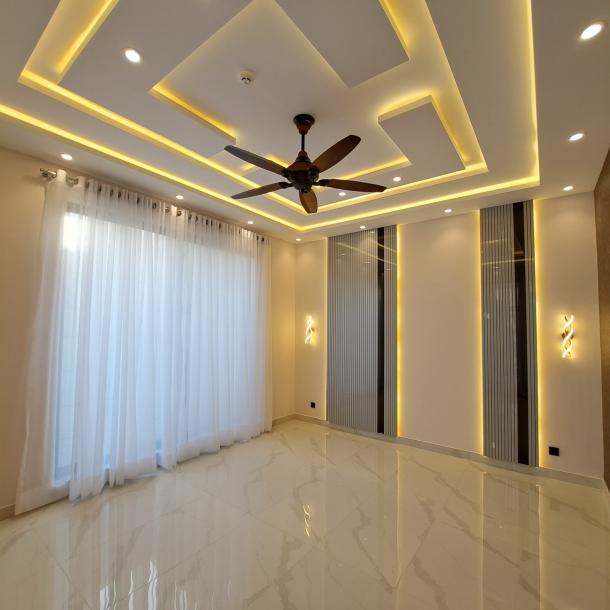 Corner Brand New 10 Marla House Available For Sale In DHA Lahore-4