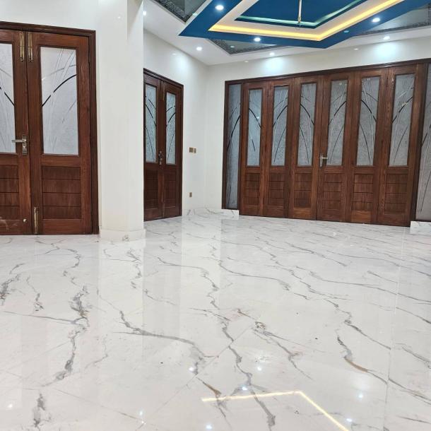 1 Kanal New Beautiful House Available For Rent In Bahria Town Lahore-8
