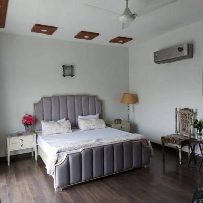 Prime Location Fully Furnished 2 Kanal Upper Portion Available For Rent In DHA Lahore Phase 2