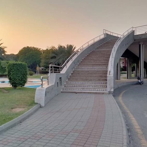 8 Marla Beautiful Safari Villas Available For Rent In Ideal Location Of Bahria Town Lahore-2