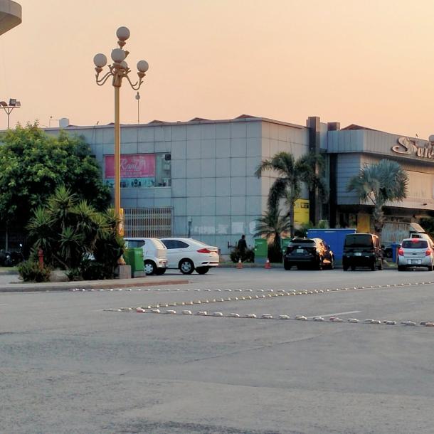 8 Marla Beautiful Safari Villas Available For Rent In Ideal Location Of Bahria Town Lahore-1