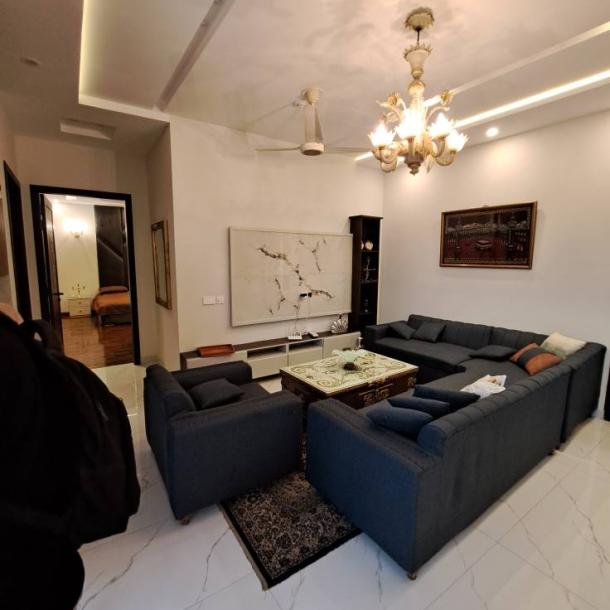 Stunning 1 Kanal Upper Portion Available for Sale In DHA Lahore Phase 6-4