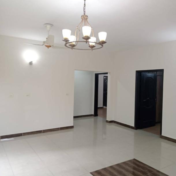 Top Location Affordable Price 3 Bedrooms Apartment Available For Sale In Askari 11-4