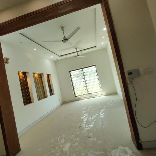 8 Marla Beautiful House available For Rent In Bahria Orchard Lahore-4