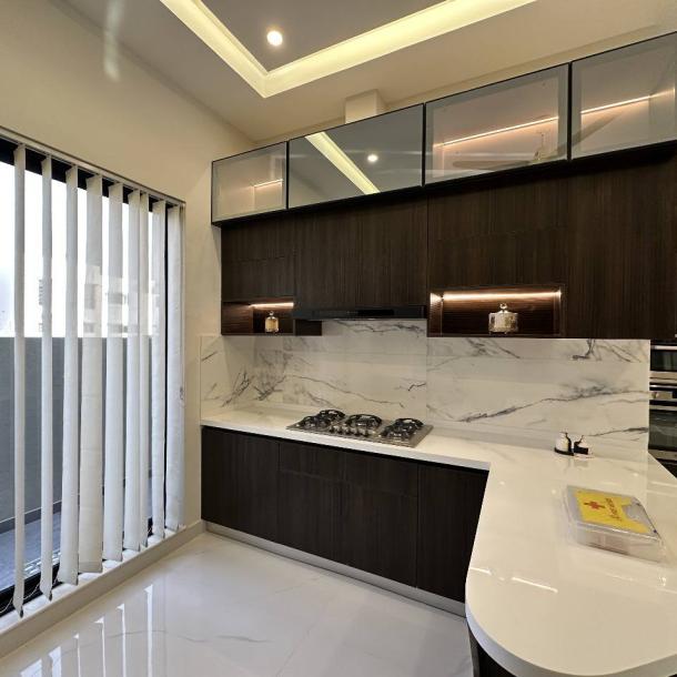 DHA Phase 7 Prime Location1 Kanal House Available For Sale-8