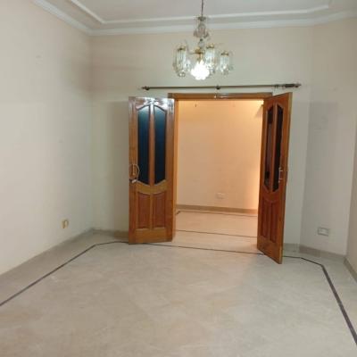 Modern Design 1 Kanal House Available For Sale In DHA Lahore Phase 3