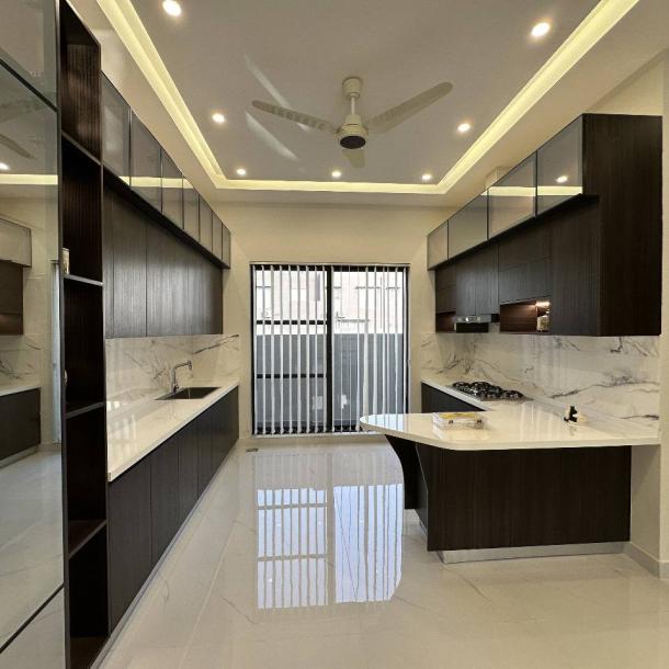 DHA Phase 7 Prime Location1 Kanal House Available For Sale-13