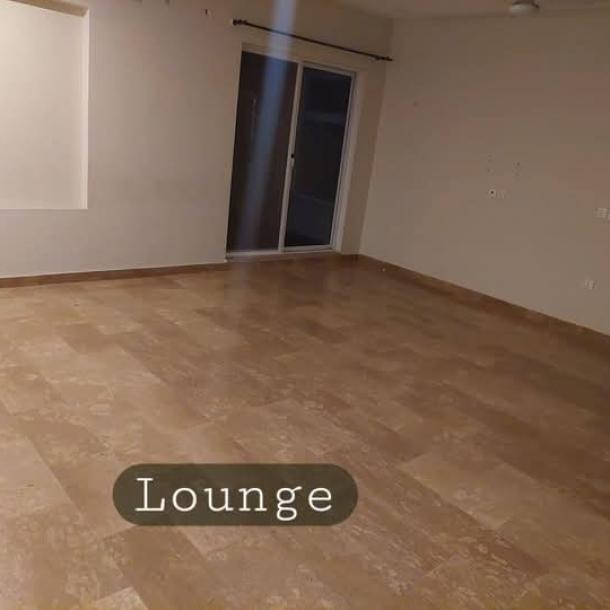 Prime Location 3 bedroom With Attached Bath 1 Kanal Upper Portion For Rent DHA Lahore-4