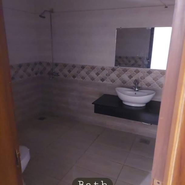Prime Location 3 bedroom With Attached Bath 1 Kanal Upper Portion For Rent DHA Lahore-8