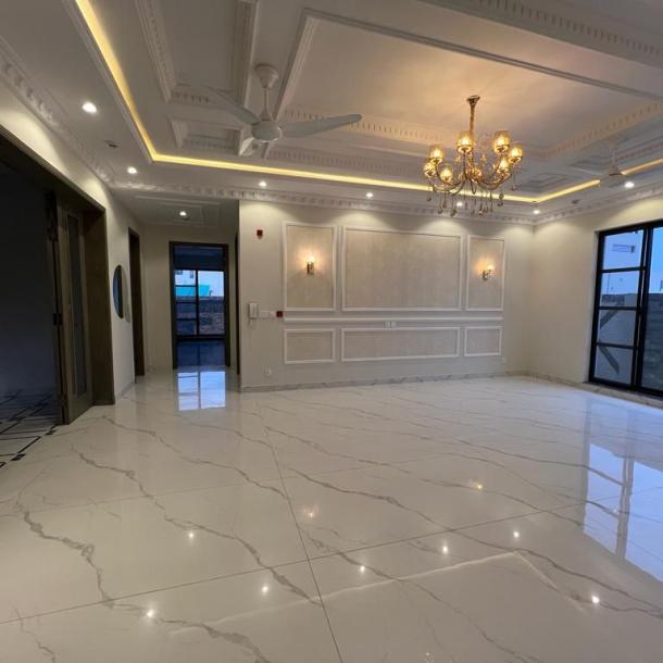 Luxury 1 Kanal House Available For Sale In DHA Lahore Phase 6 Block E-4