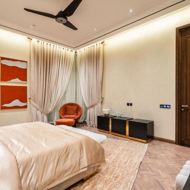 Beautiful Luxurious 2 Kanal House Available For Sale In DHA Lahore Phase 6-20