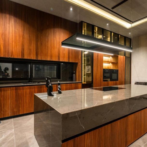 Beautiful Luxurious 2 Kanal House Available For Sale In DHA Lahore Phase 6-3
