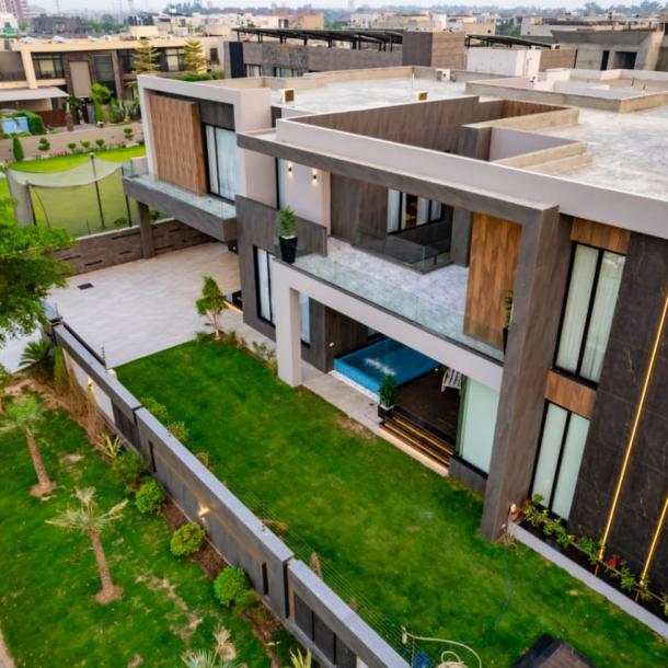 Beautiful Luxurious 2 Kanal Fully Furnished House Available For Sale In DHA Lahore Phase 6-3