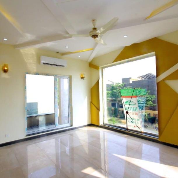 Classical Design 1 Kanal House Availabel For Sale In DHA Lahore Phase 6-16