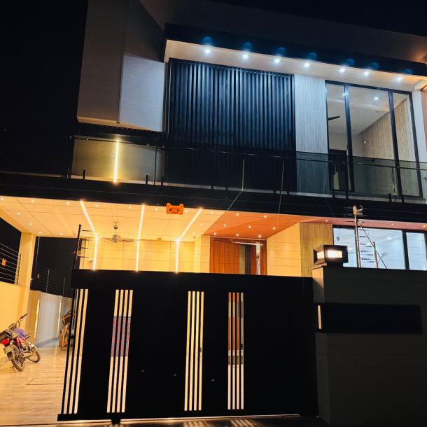 Brand New Altra Luxurious 10 Marla House Available For Sale In DHA Lahore Phase 7-1