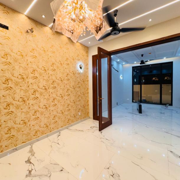 Brand New Altra Luxurious 10 Marla House Available For Sale In DHA Lahore Phase 7-6