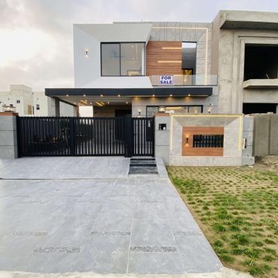 Luxurious 10 Marla House Available For Sale In DHA Lahore Phase 7