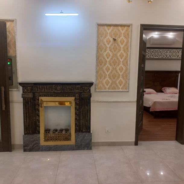 Clssical Style 10 Marla Beautiful House For Sale In DHA Phase 7 Lahore Pakistan-28
