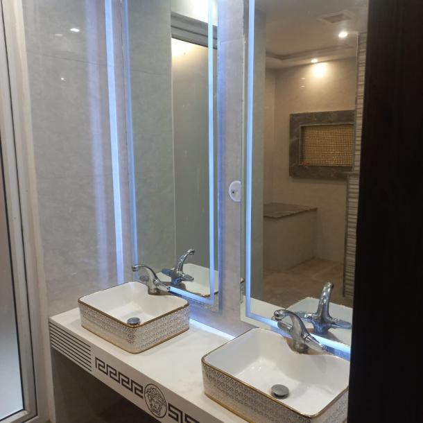Clssical Style 10 Marla Beautiful House For Sale In DHA Phase 7 Lahore Pakistan-30