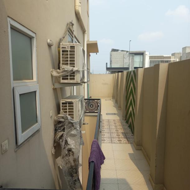 Clssical Style 10 Marla Beautiful House For Sale In DHA Phase 7 Lahore Pakistan-17