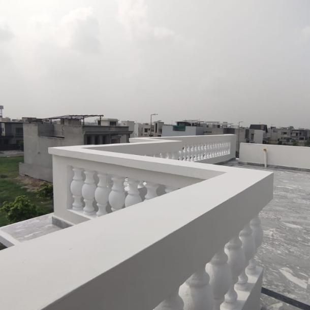 Prime Location Classical Design 10 Marla House For Sale in DHA Phase 7 Lahore Pakistan-7