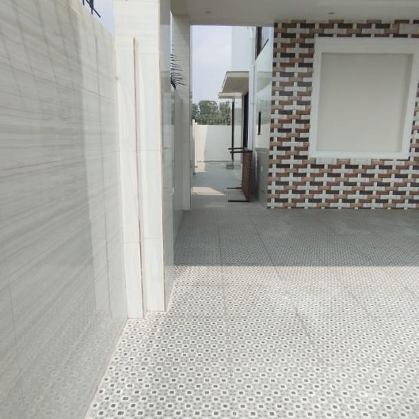 Prime Location Classical Design 10 Marla House For Sale in DHA Phase 7 Lahore Pakistan-11