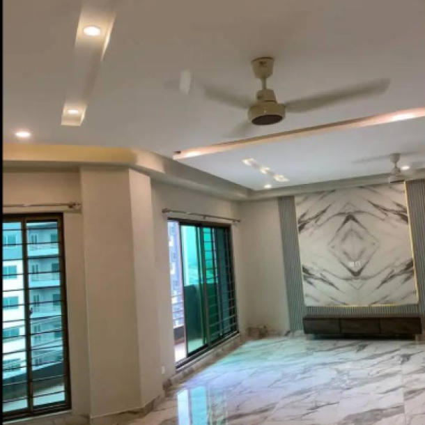 12 Marla 4 Bedrooms Apartment Available For Rent In Askari 11-5