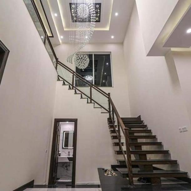 Luxury 1 Kanal Full House Available For Rent In DHA Lahore Phase 7 Block R-6