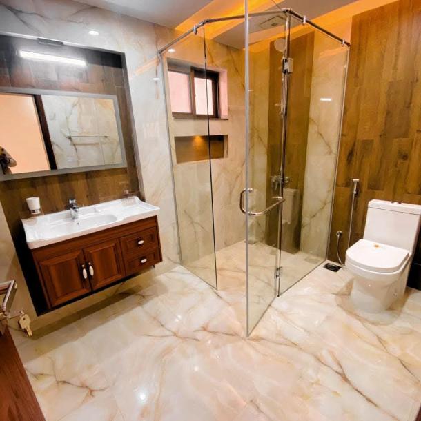 Luxury 10 Marla Brand New House Available For Rent In Askari 10-9