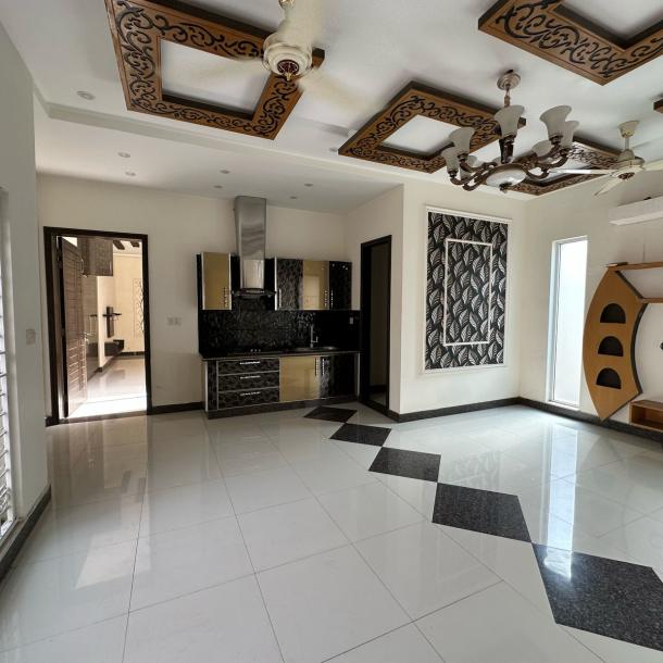 1 Kanal Lower Portion available For Rent In DHA Lahore Phase 6-4