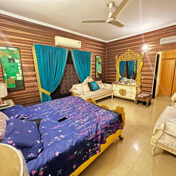 Luxury 10 Marla Corner Full House With Basement Available For Rent In Askari 10-3