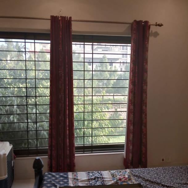 Corner Beautiful 10 Marla House Available For Sale In Bahria Enclave Islamabad-7