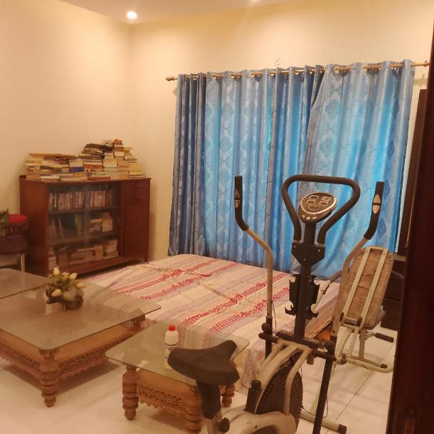 Corner Beautiful 10 Marla House Available For Sale In Bahria Enclave Islamabad-8