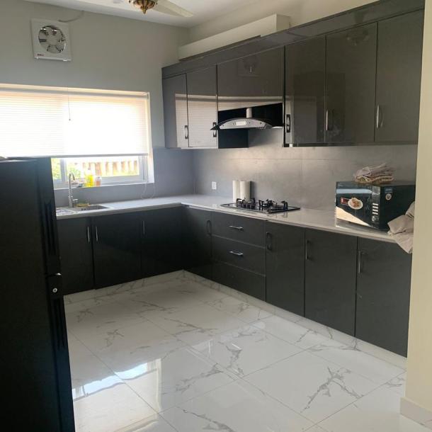 Prime Location 8 Marla Furnished House Available For Rent In Bahria Town Rawalpindi-7