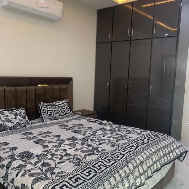 Prime Location 8 Marla Furnished House Available For Rent In Bahria Town Rawalpindi-4