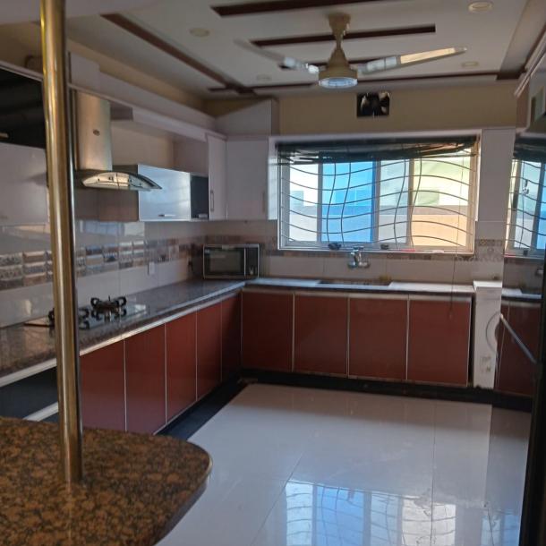 1 Kanal Italian Design Non Furnished House Available For Rent In Bahria Town Rawalpindi-9