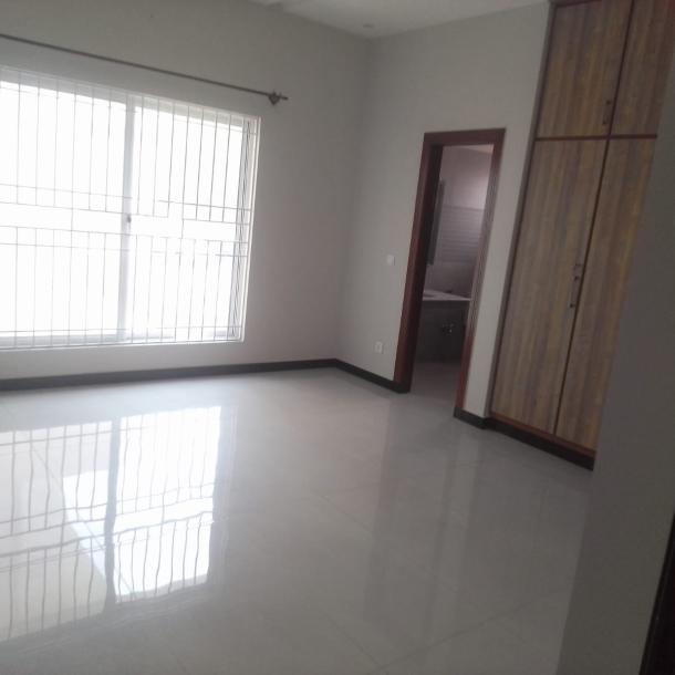 DHA Phase 2 Best Location 1 Kanal Beautiful House Available For Rent-4