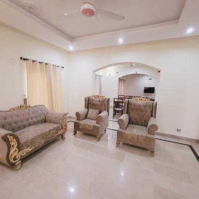 9 Bedrooms Luxury 1 Kanal House Available For Rent In Bahria Town Islamabad