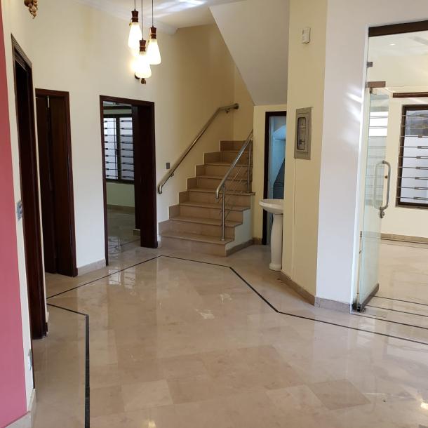 10 Marla Beautiful House Available For Rent In DHA Islamabad-9